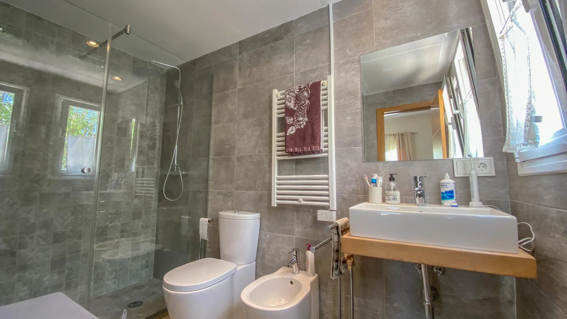 Nueva Andalucia, villa en venta de 5 dormitorios