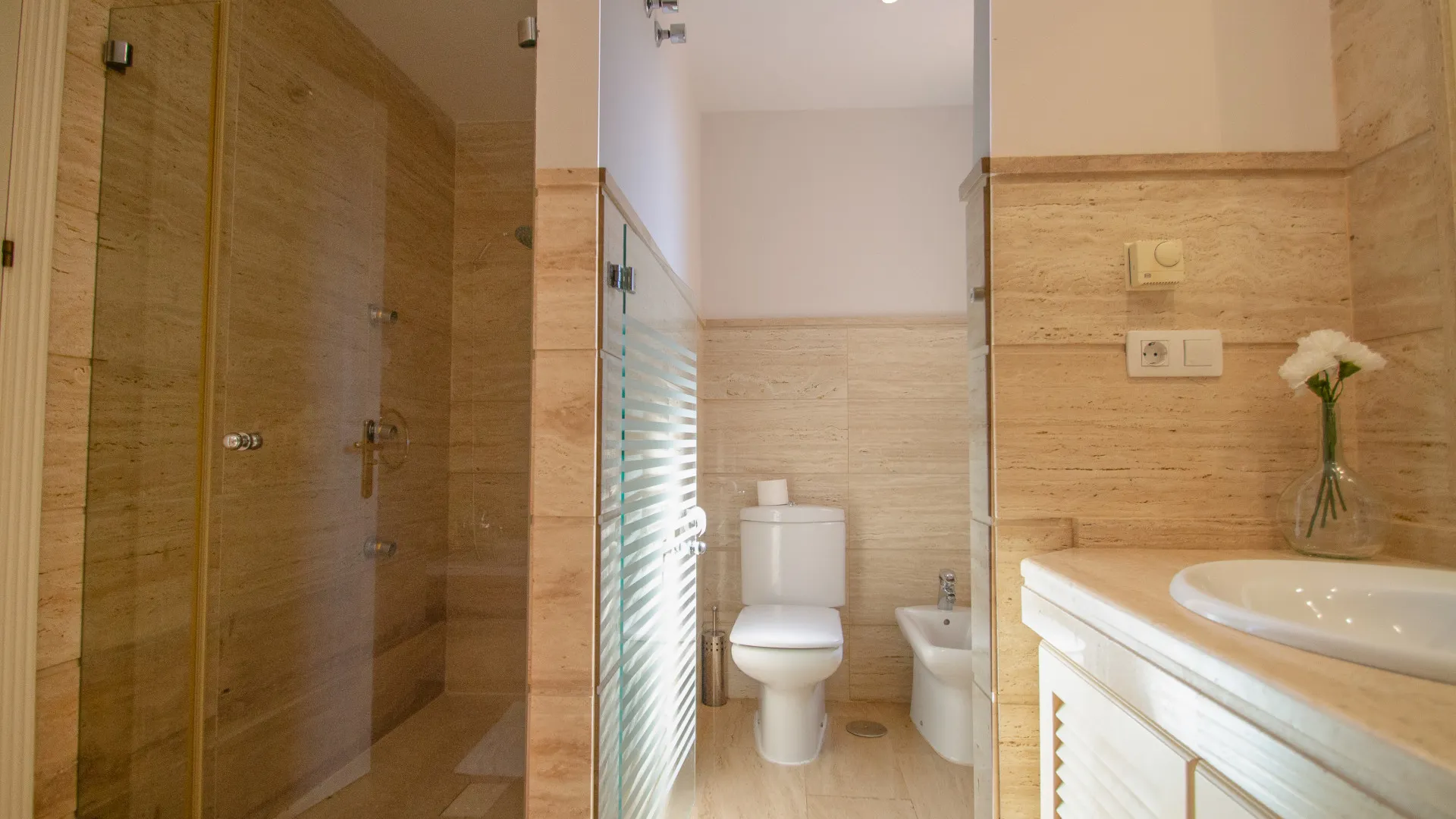 2 bedrooms Nueva Andalucia apartment for sale