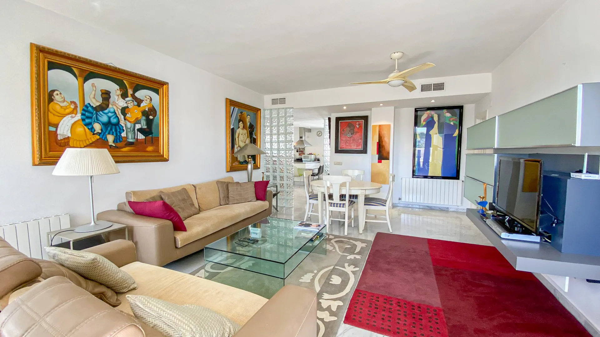 Atico duplex en venta de 3 dormitorios en Marbella Golden Mile