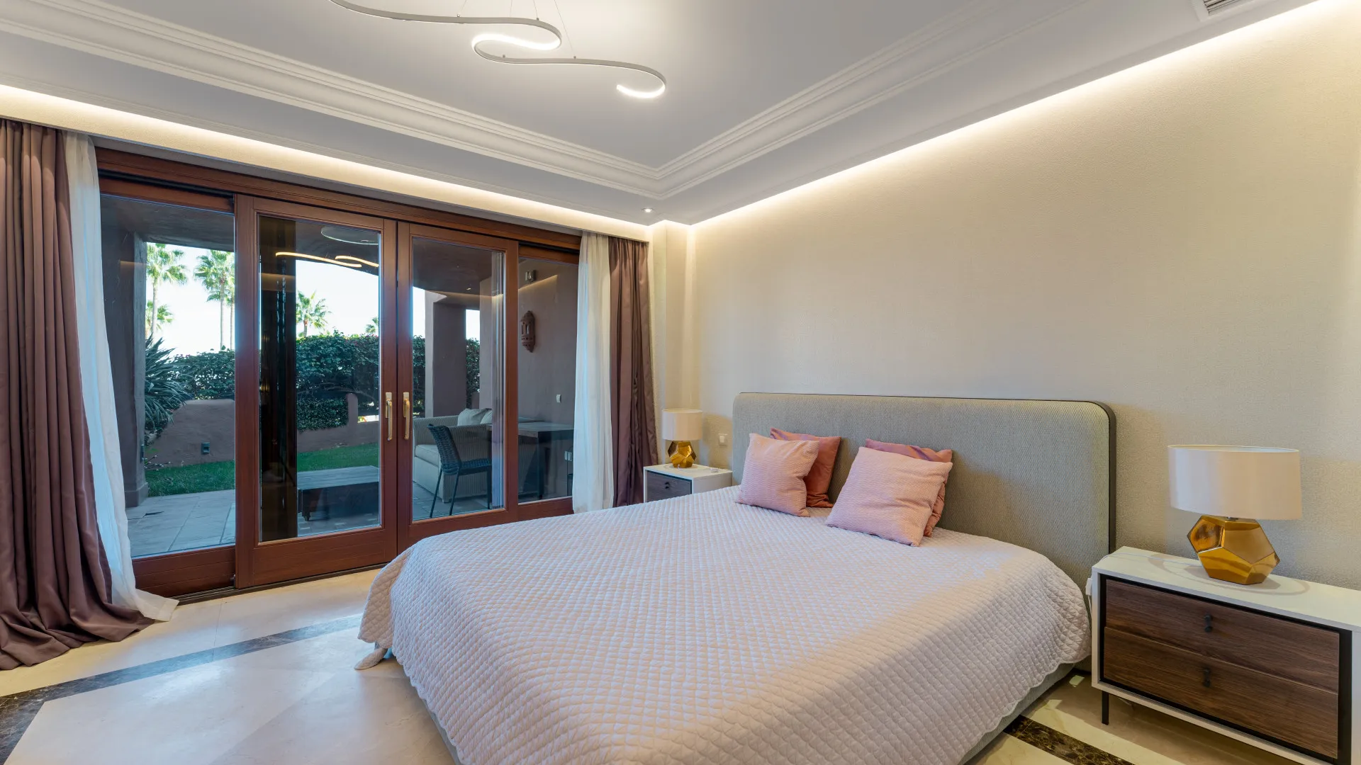 For sale ground floor apartment in Mar Azul with 4 bedrooms