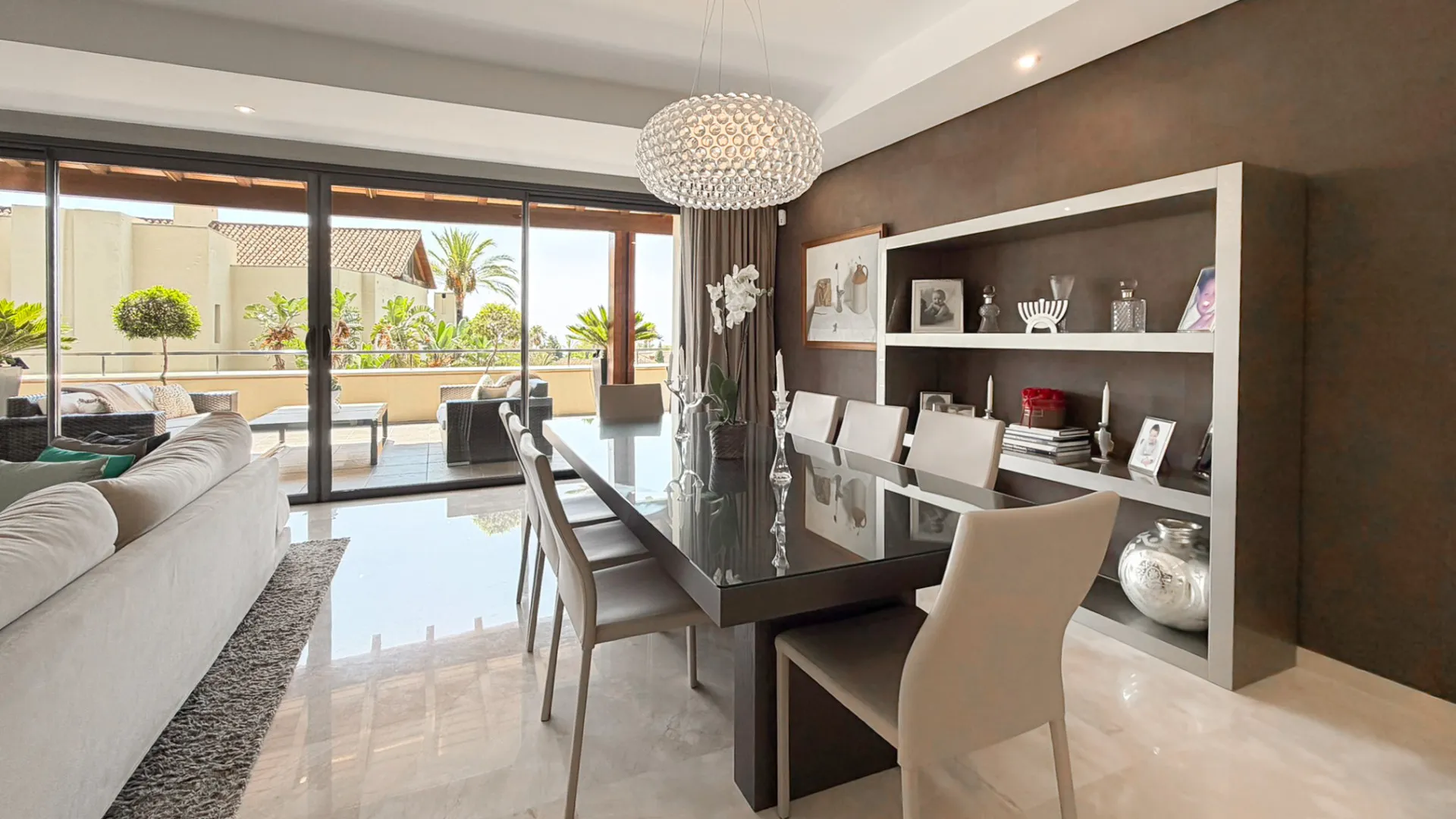 For sale apartment with 3 bedrooms in Imara