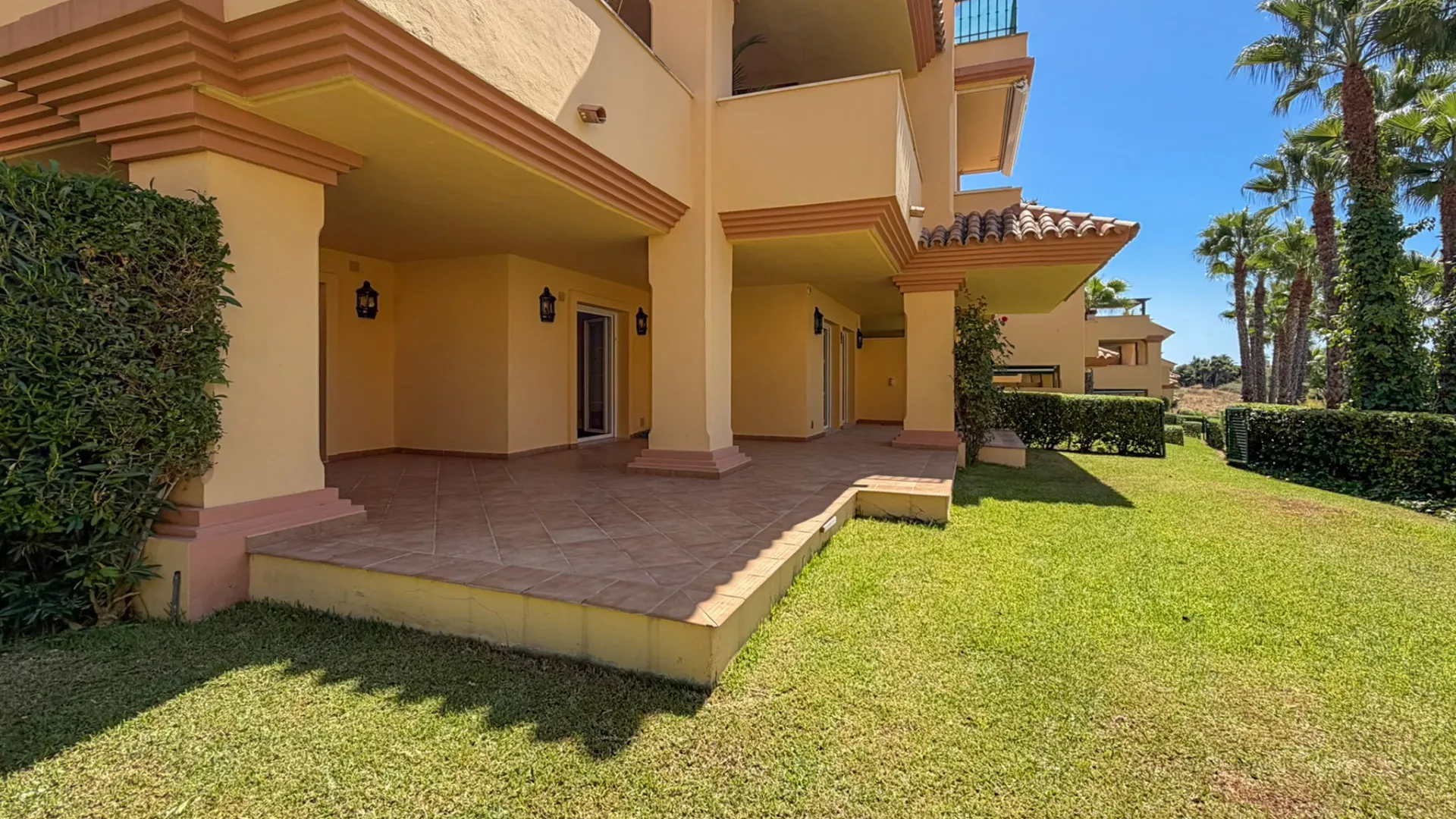 For sale Cumbres del Rodeo ground floor apartment