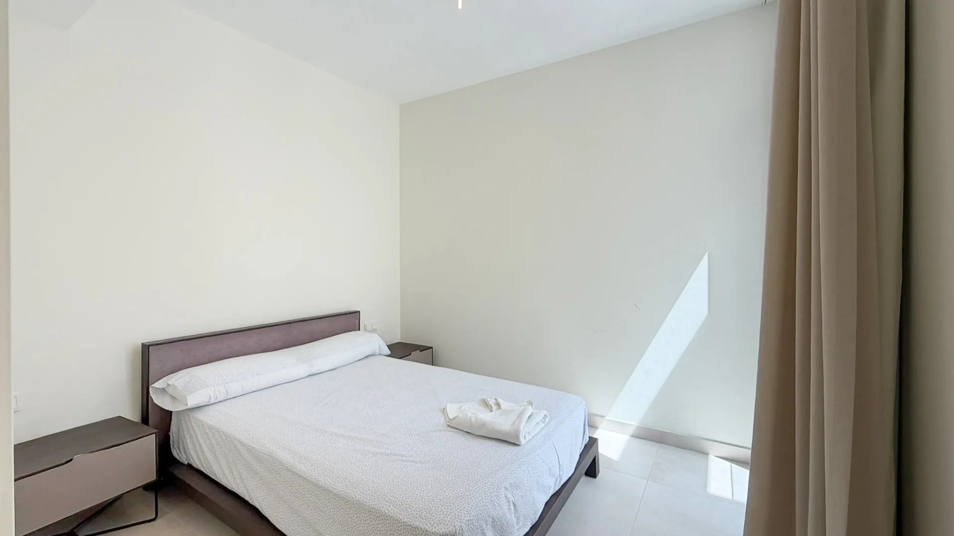 Marbella Golden Mile, villa pareada a la venta