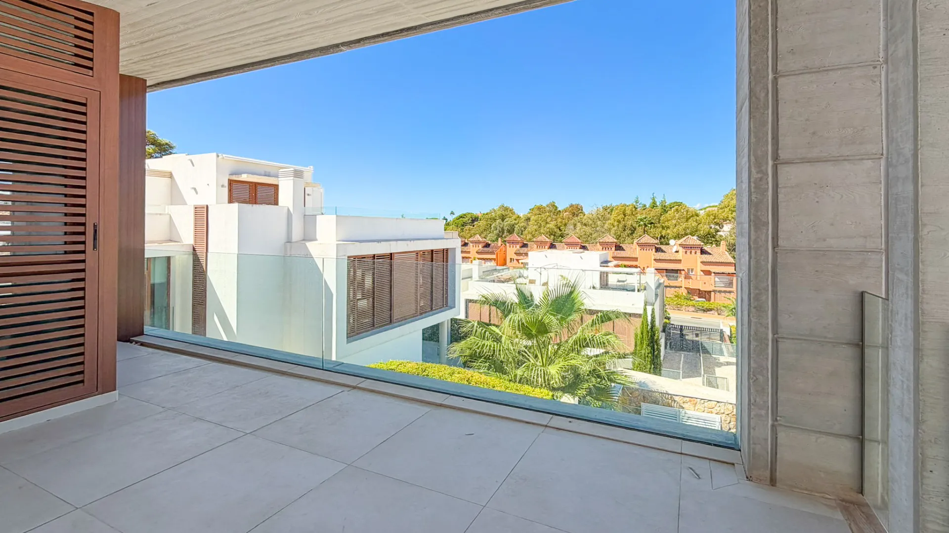 Comprar villa pareada en Marbella Golden Mile