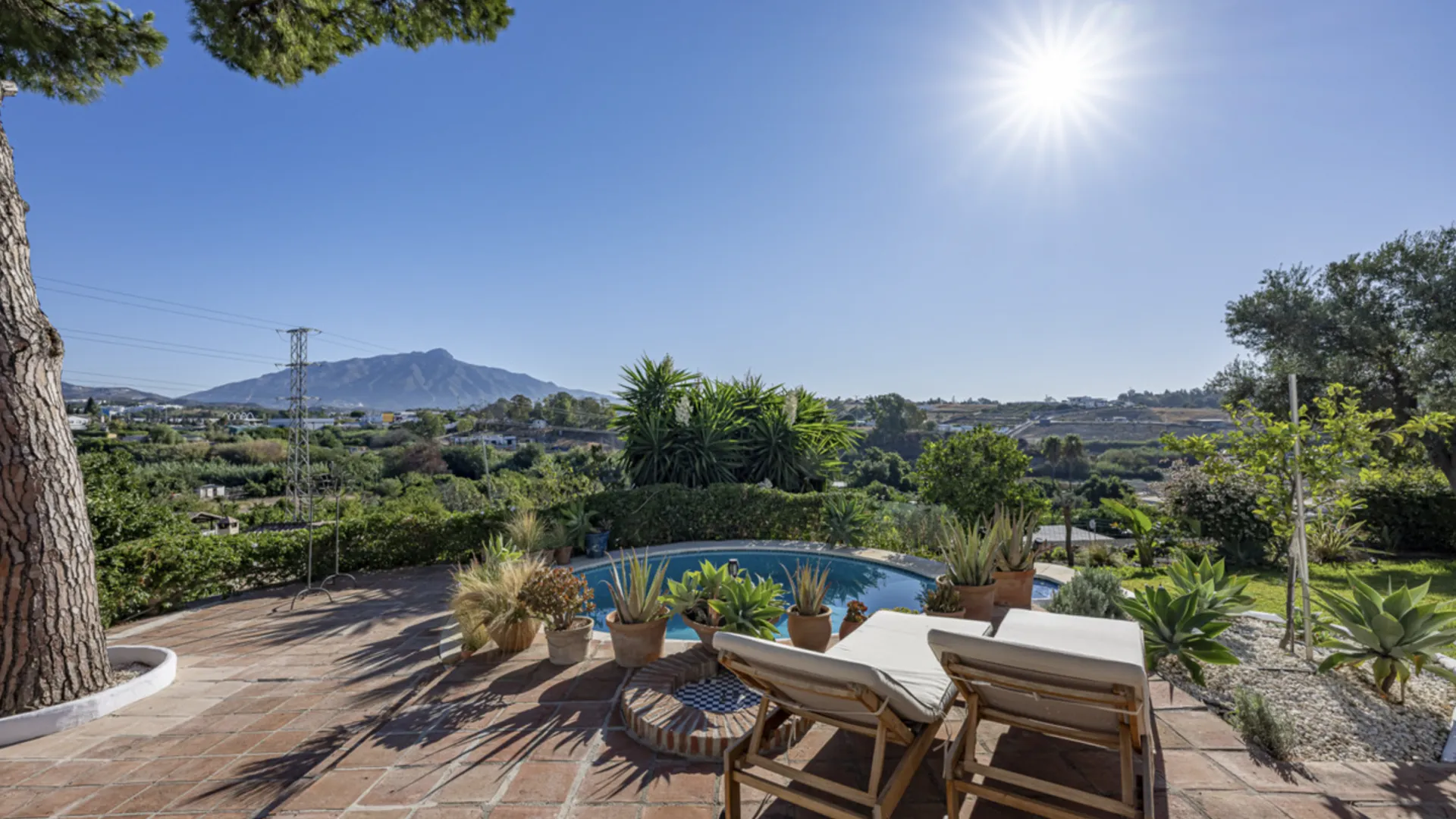 Villa con 3 dormitorios en venta en Guadalmina Alta