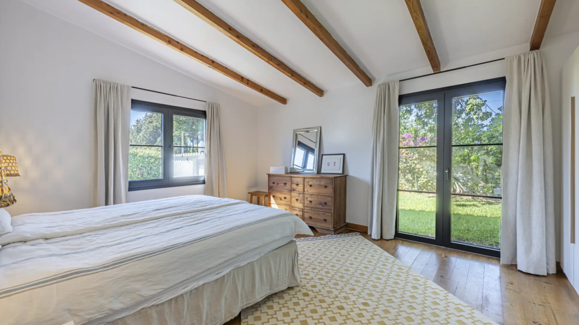 Villa con 3 dormitorios en venta en Guadalmina Alta