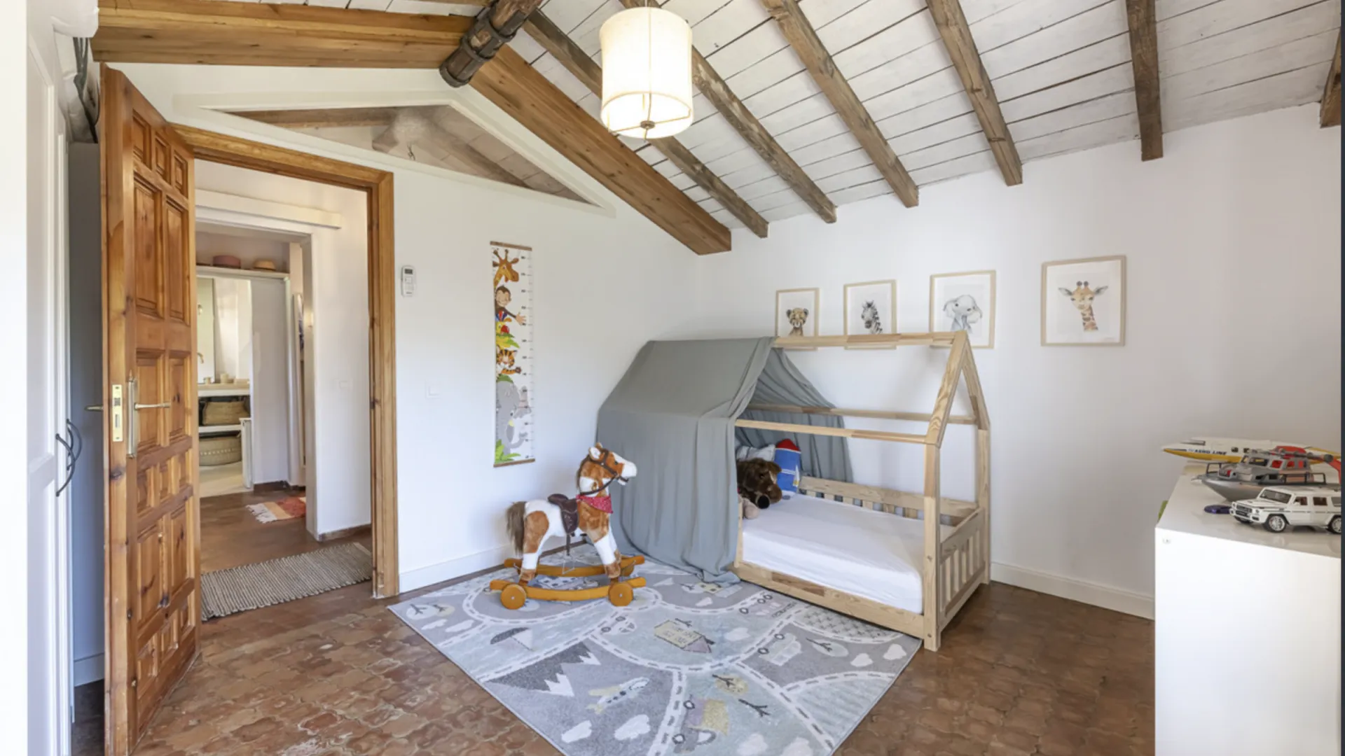 Villa con 3 dormitorios en venta en Guadalmina Alta