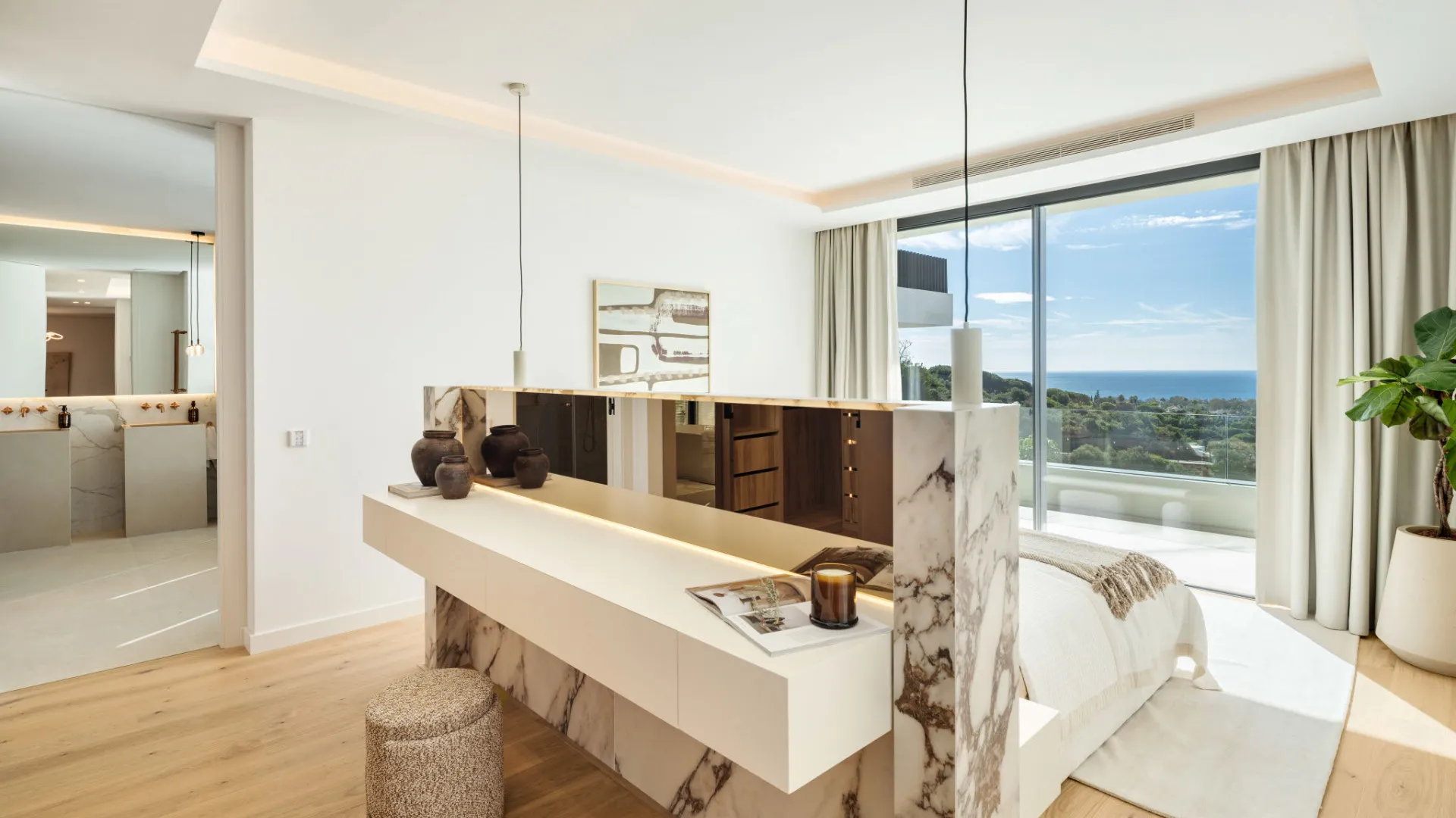 Se vende villa con 5 dormitorios en Elviria