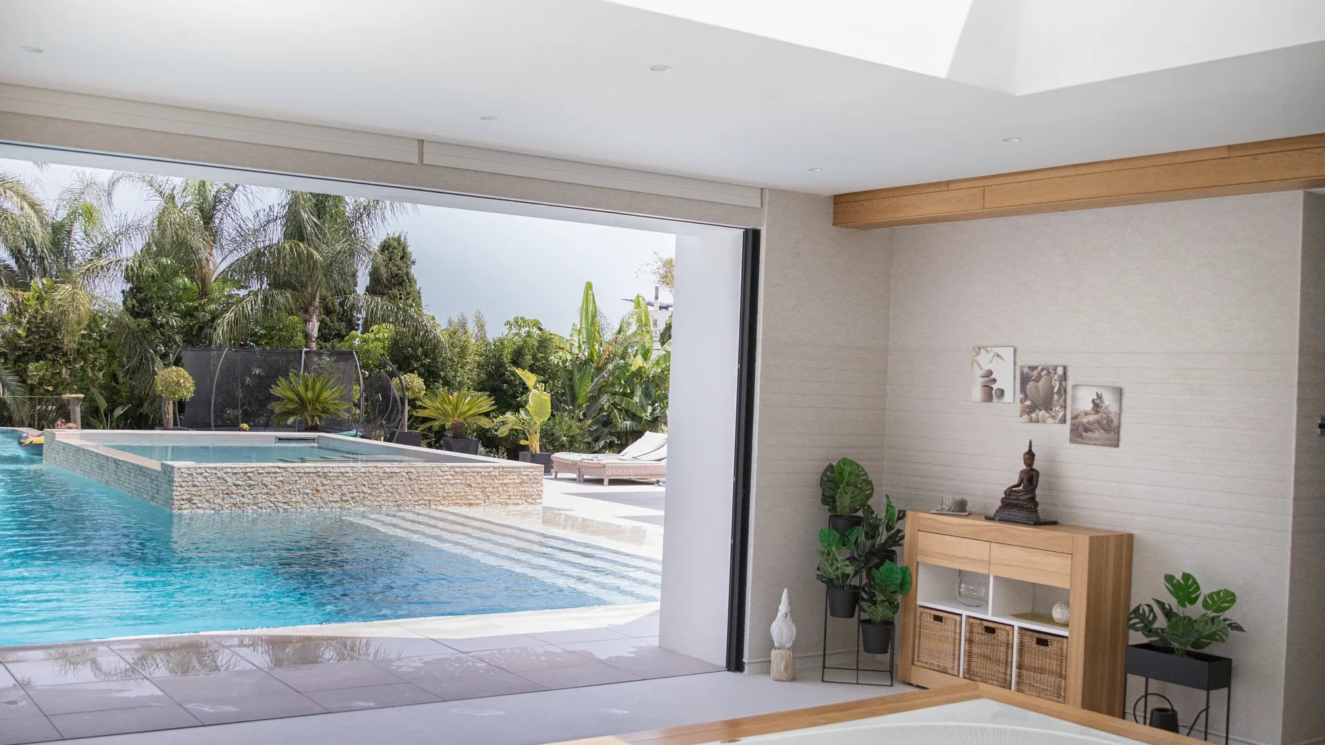 Villa en venta en El Paraiso con 7 dormitorios