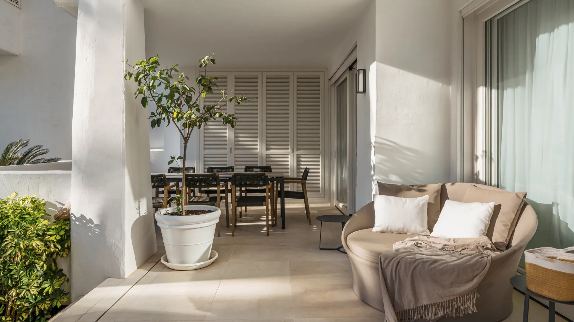 Se vende apartamento con 3 dormitorios en Puente Romano
