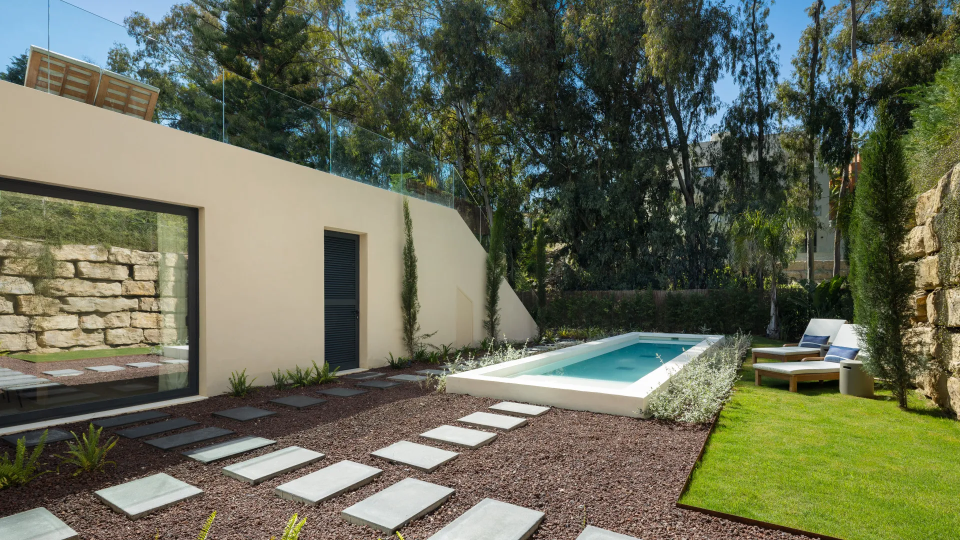 Villa en venta con 5 dormitorios en La Cerquilla