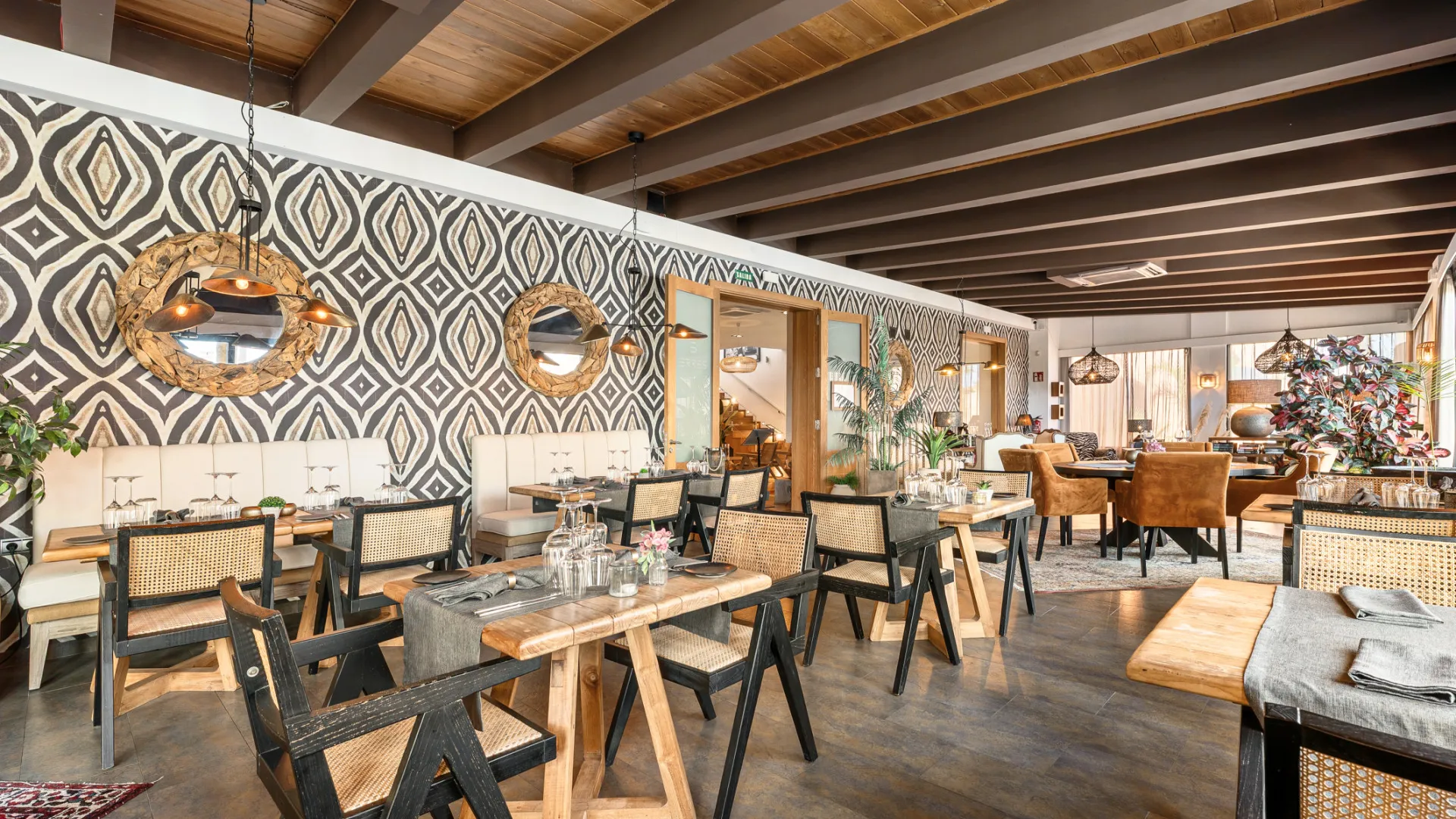 For sale hotel with 9 bedrooms in Alcaidesa