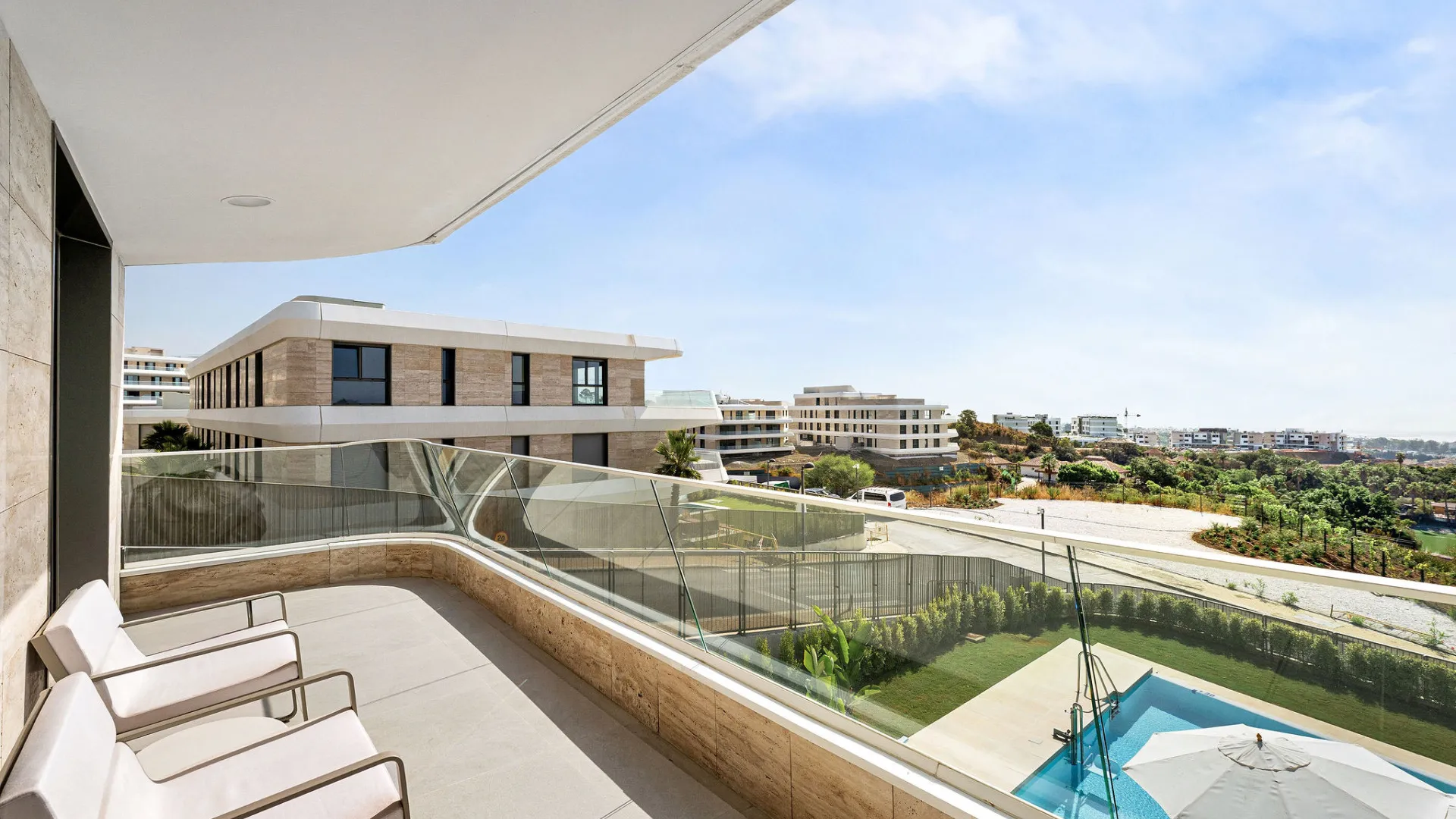 Comprar apartamento en Estepona con 2 dormitorios