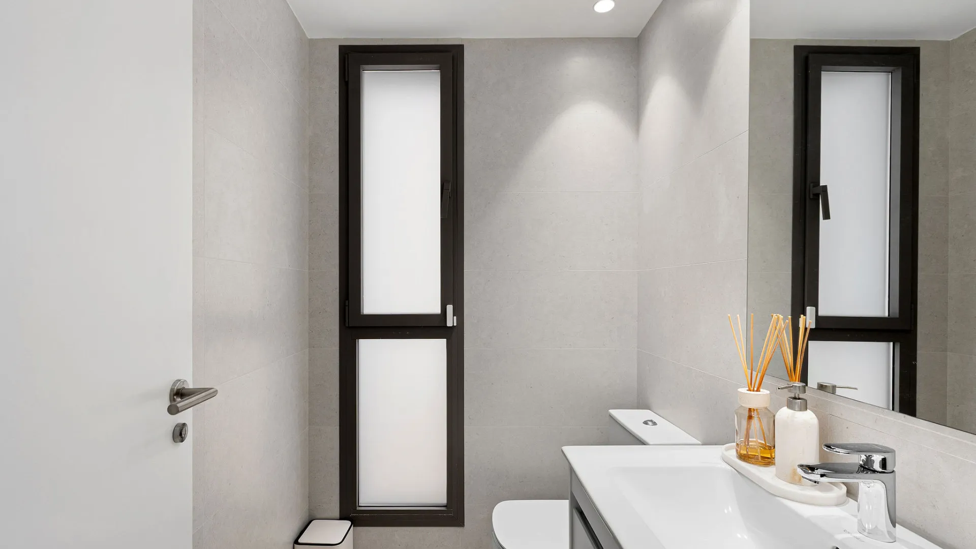 Comprar apartamento en Estepona con 2 dormitorios