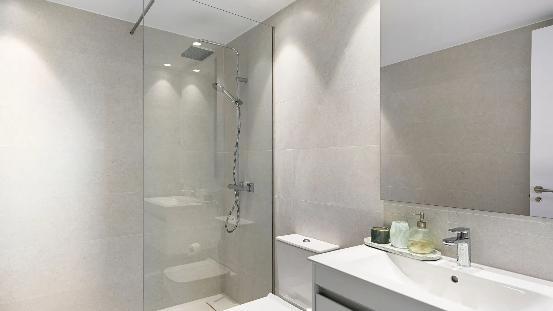 Comprar apartamento en Estepona con 2 dormitorios