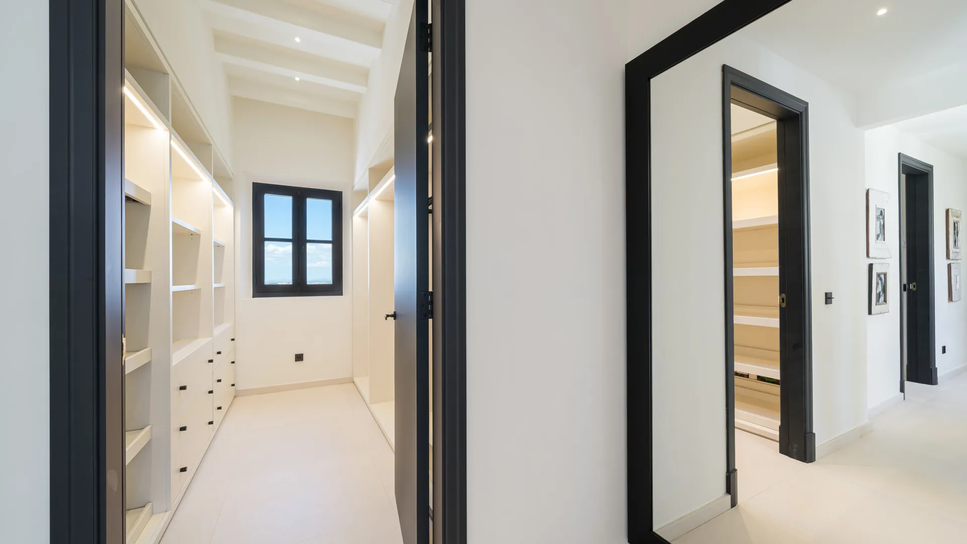 For sale Santa Maria del Cami villa with 5 bedrooms