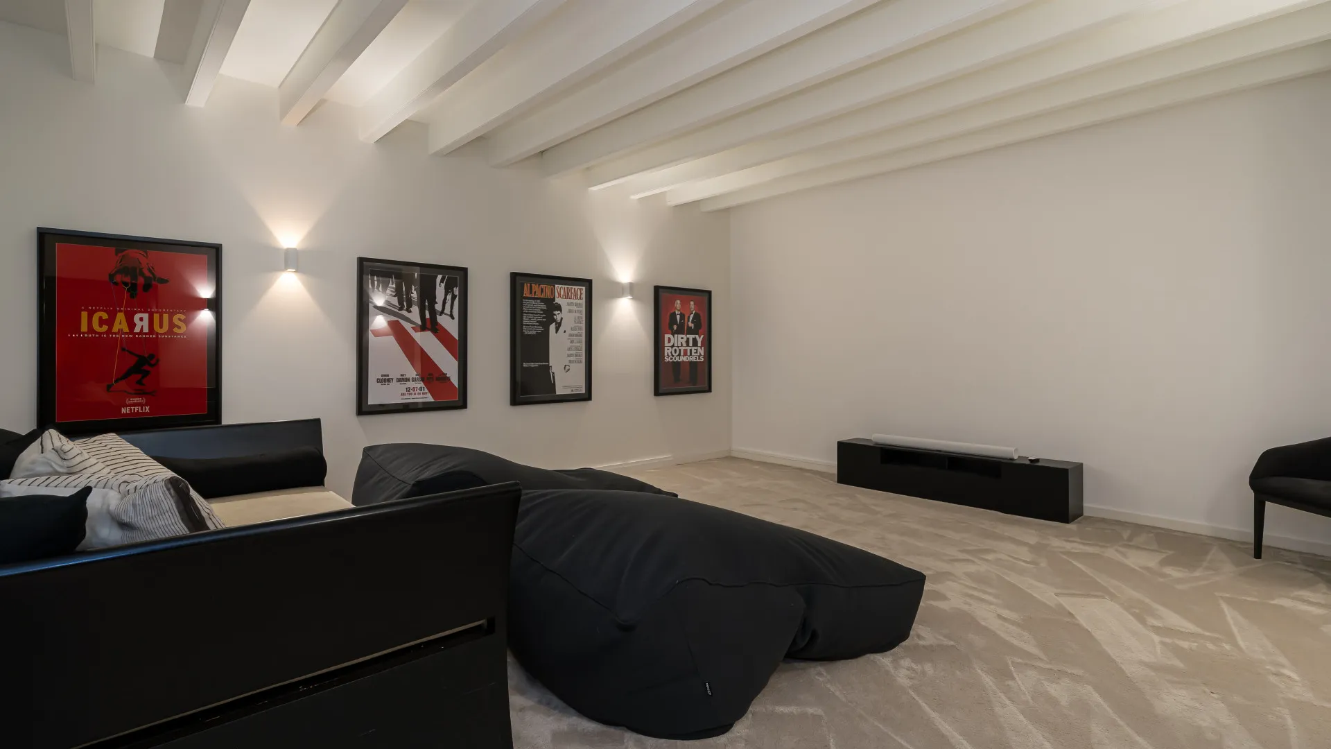 For sale Santa Maria del Cami villa with 5 bedrooms