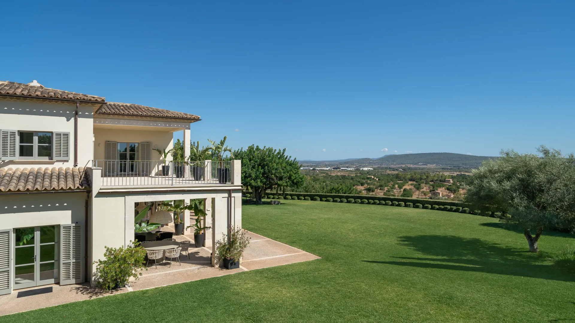 For sale Santa Maria del Cami villa with 5 bedrooms