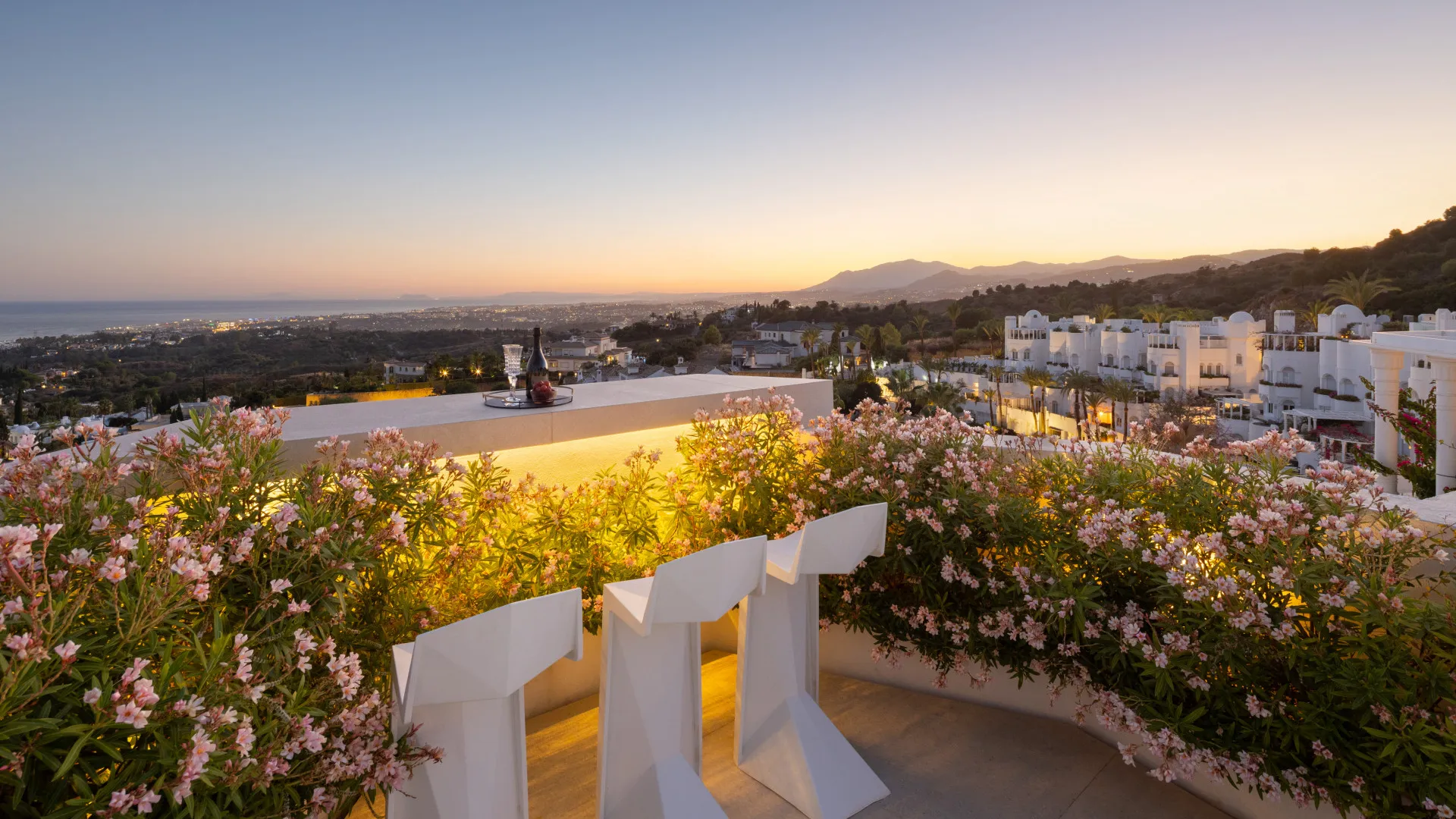 For sale Jardines Colgantes 4 bedrooms penthouse