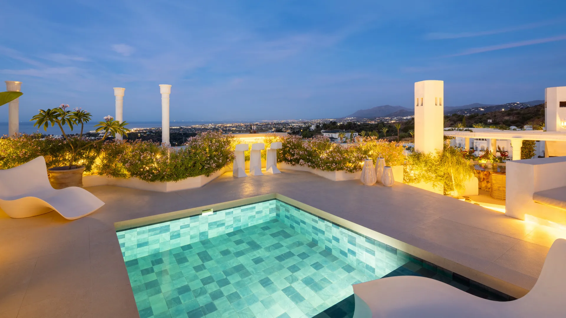 For sale Jardines Colgantes 4 bedrooms penthouse