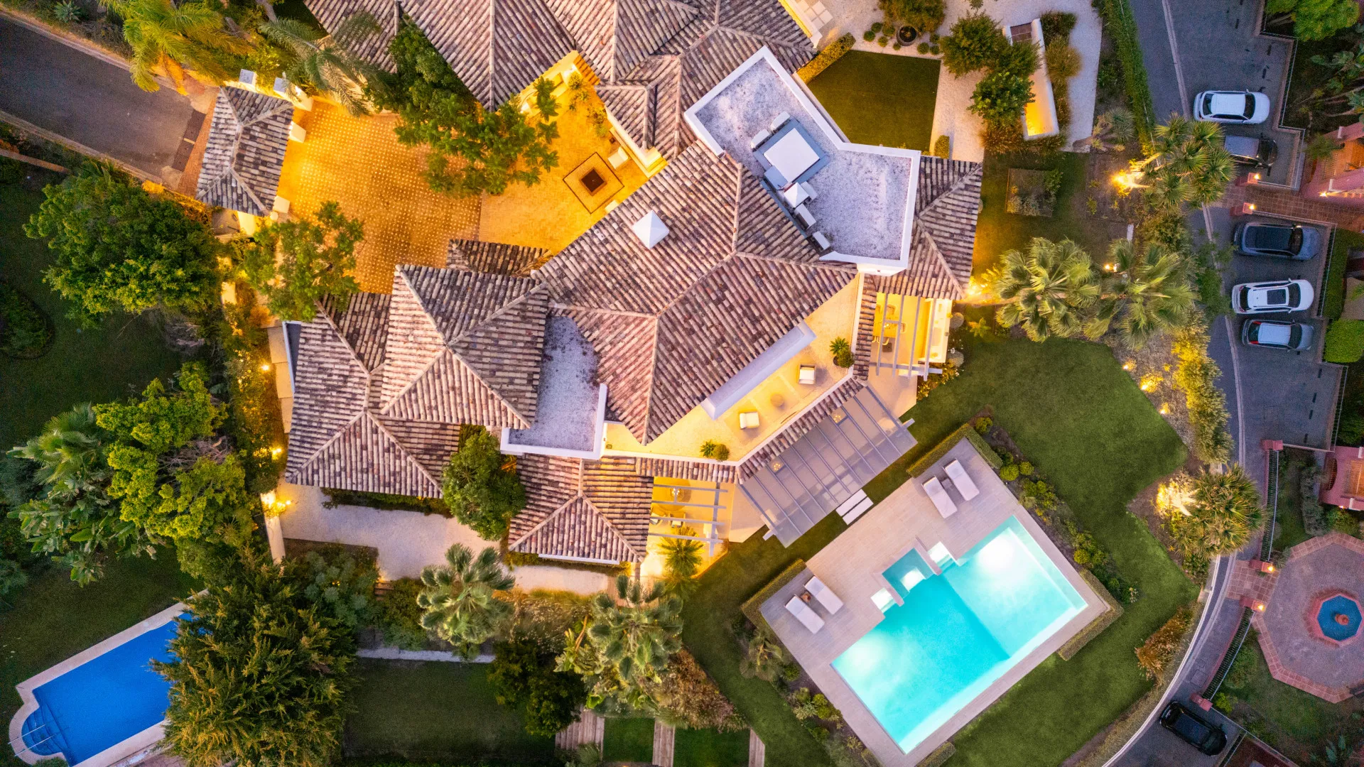 For sale Monte Halcones 7 bedrooms villa