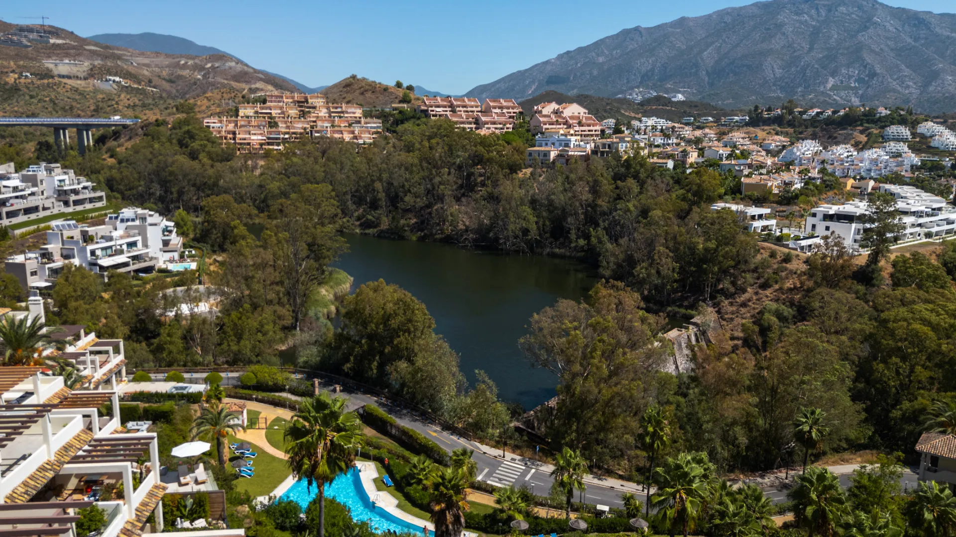 Apartamento a la venta con 3 dormitorios en Palacetes Los Belvederes