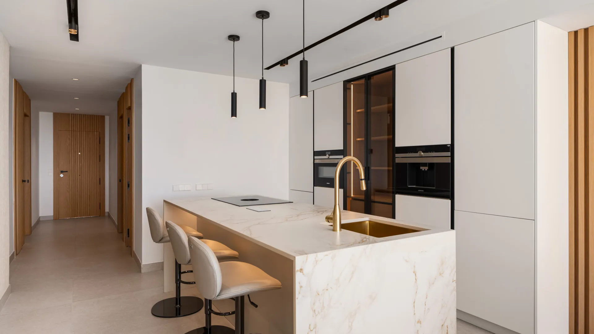 Apartamento a la venta con 3 dormitorios en Palacetes Los Belvederes