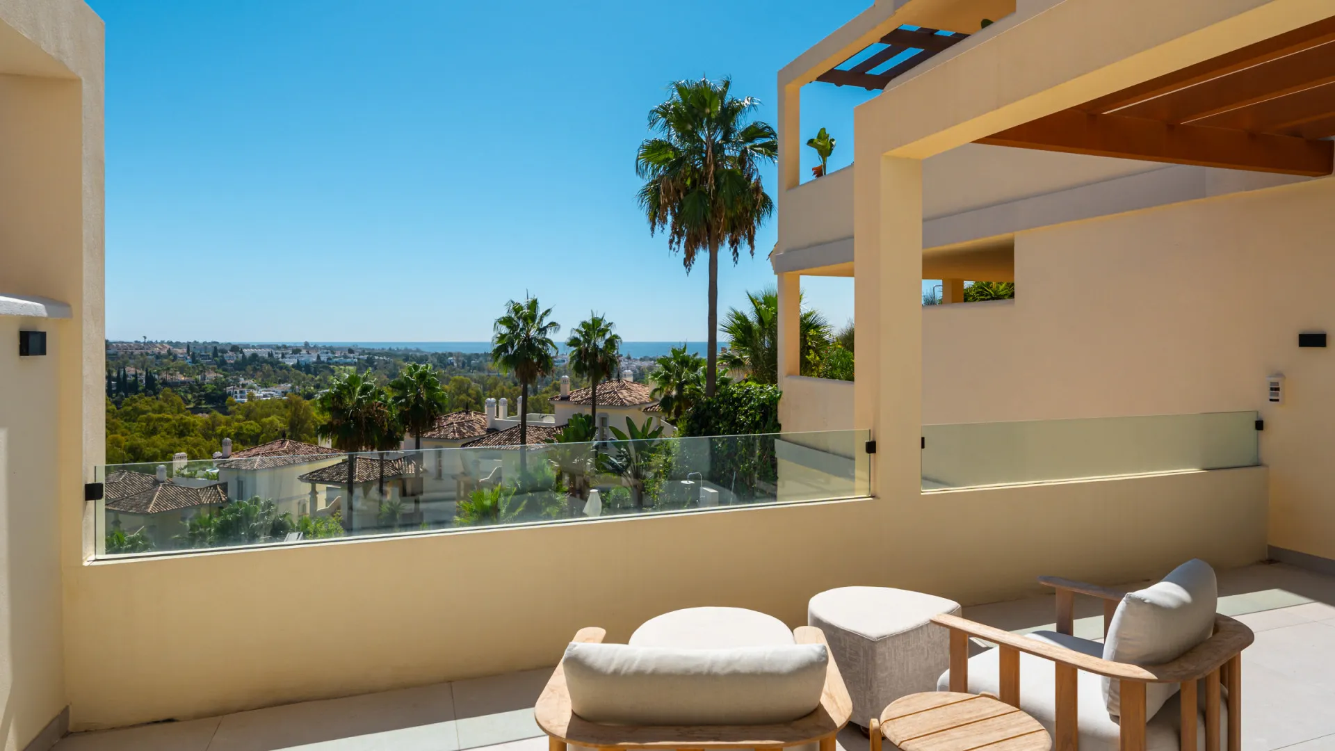 Apartamento a la venta con 3 dormitorios en Palacetes Los Belvederes