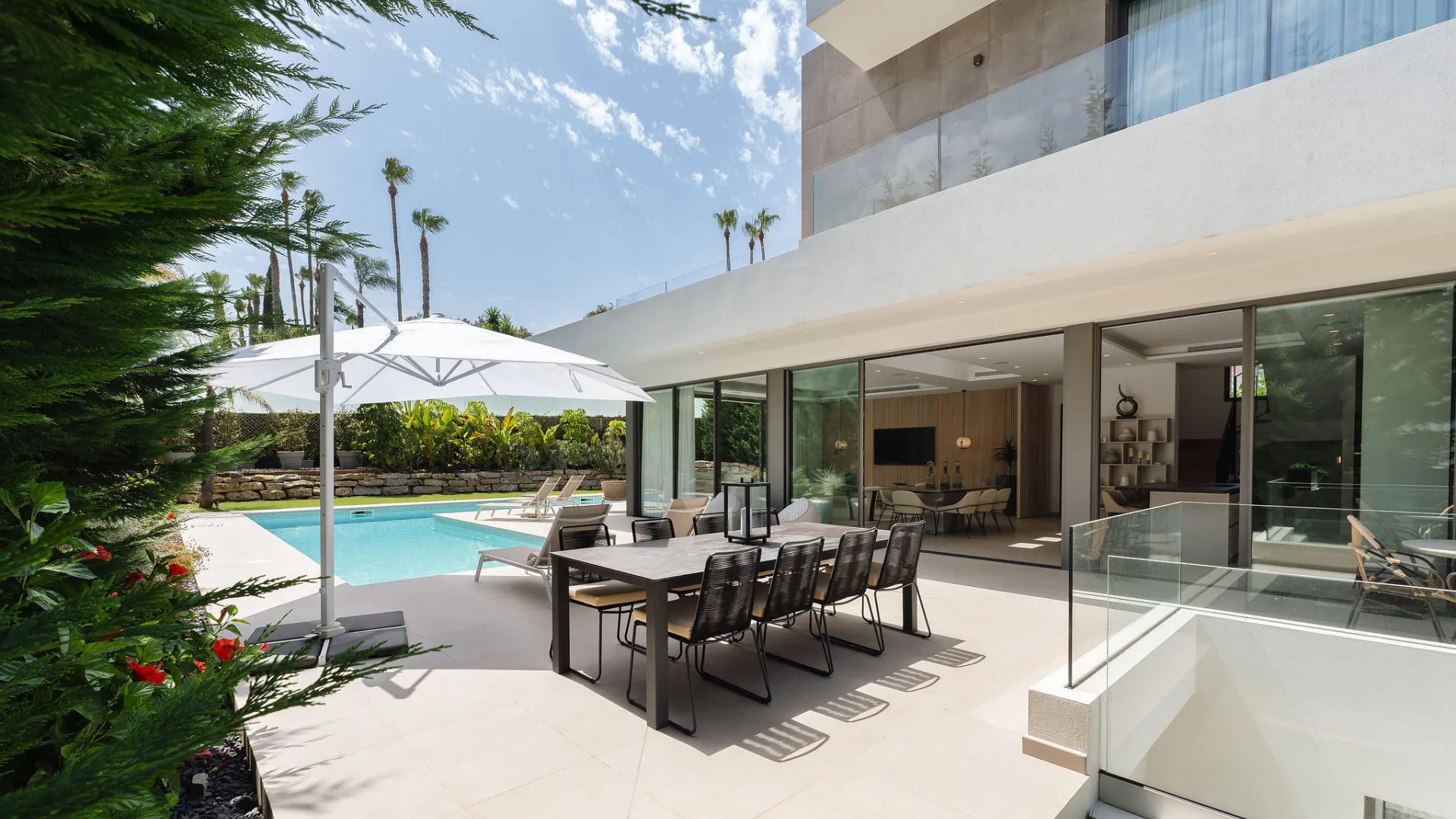 Buy 4 bedrooms villa in La Cerquilla