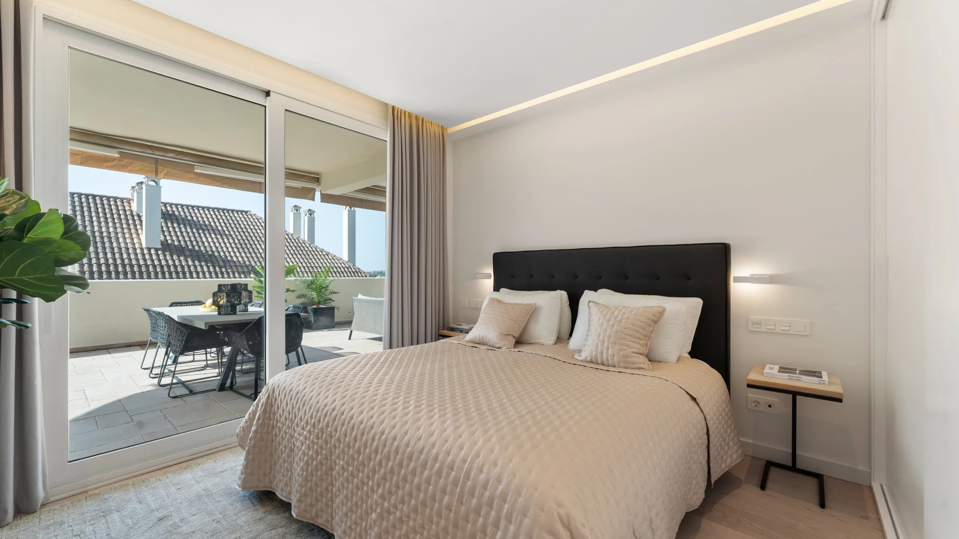 For sale duplex with 4 bedrooms in Aloha Hill Club