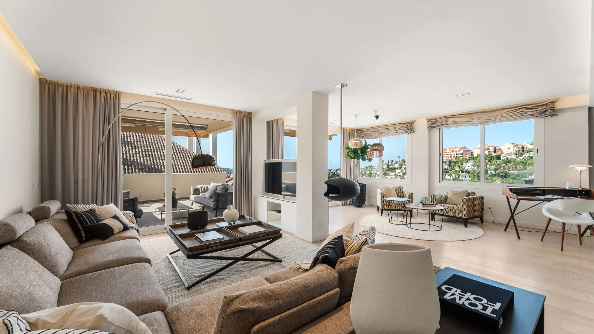 For sale duplex with 4 bedrooms in Aloha Hill Club