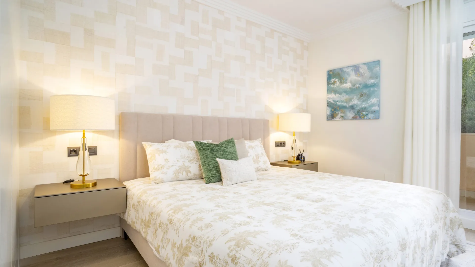 For sale apartment in Albatross Hill
