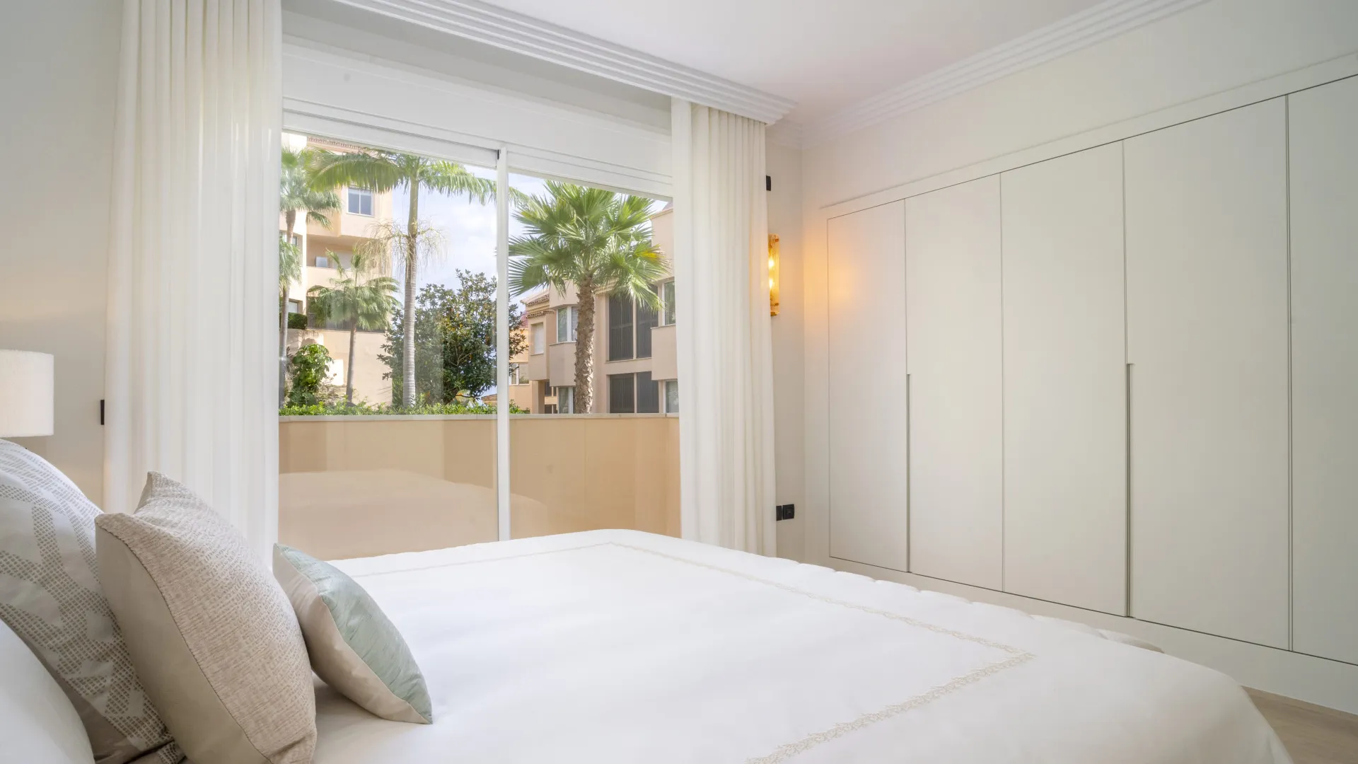 For sale apartment in Albatross Hill