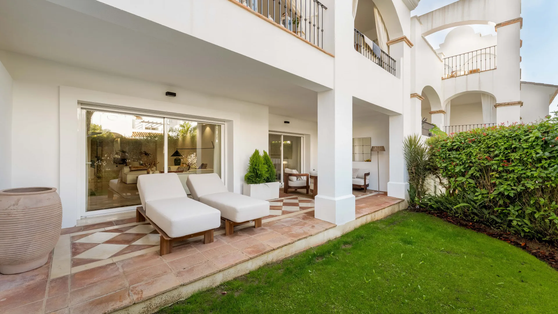 Comprar apartamento de 3 dormitorios en Sierra Blanca