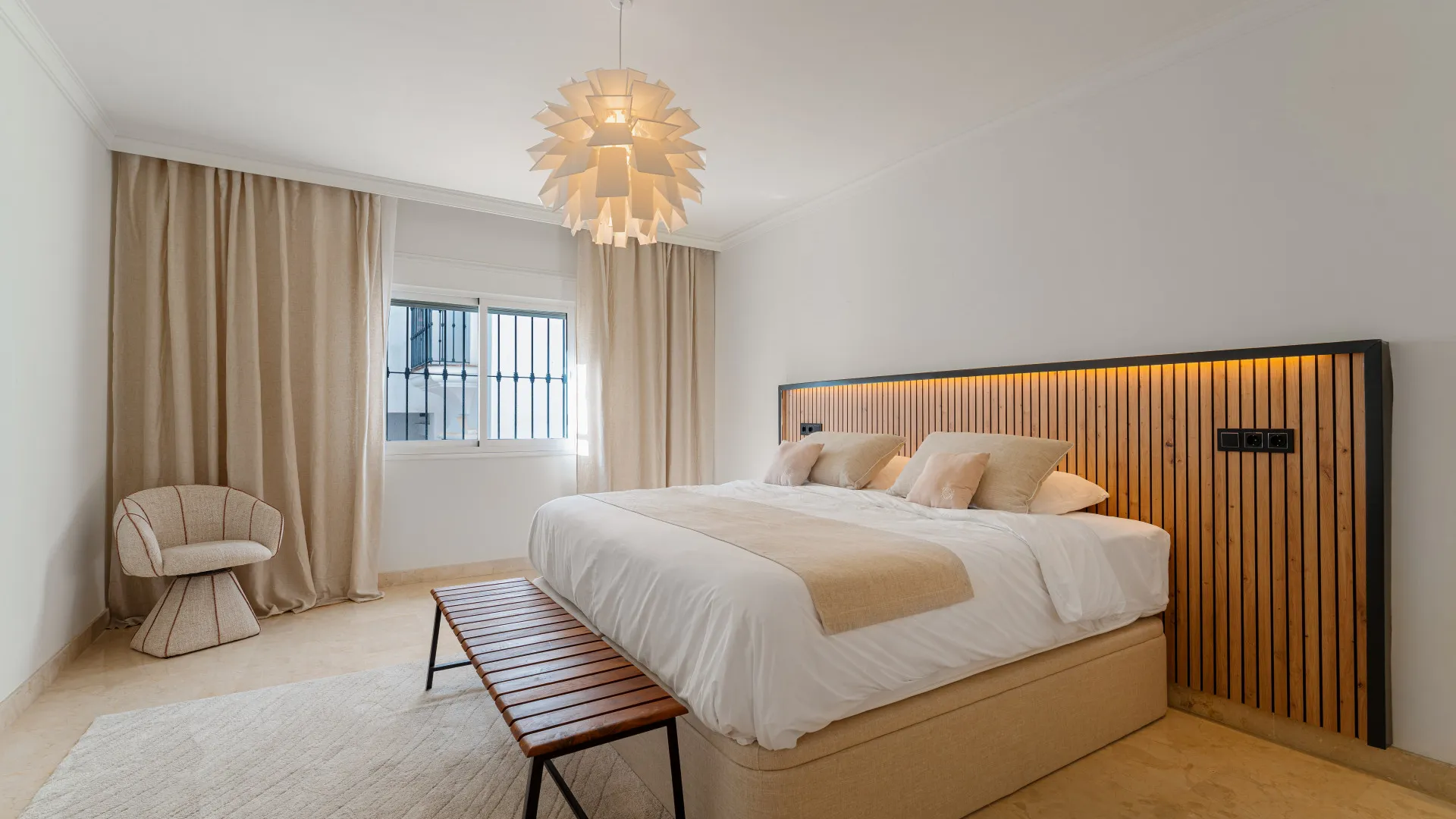 3 bedrooms apartment in Sierra Blanca for sale
