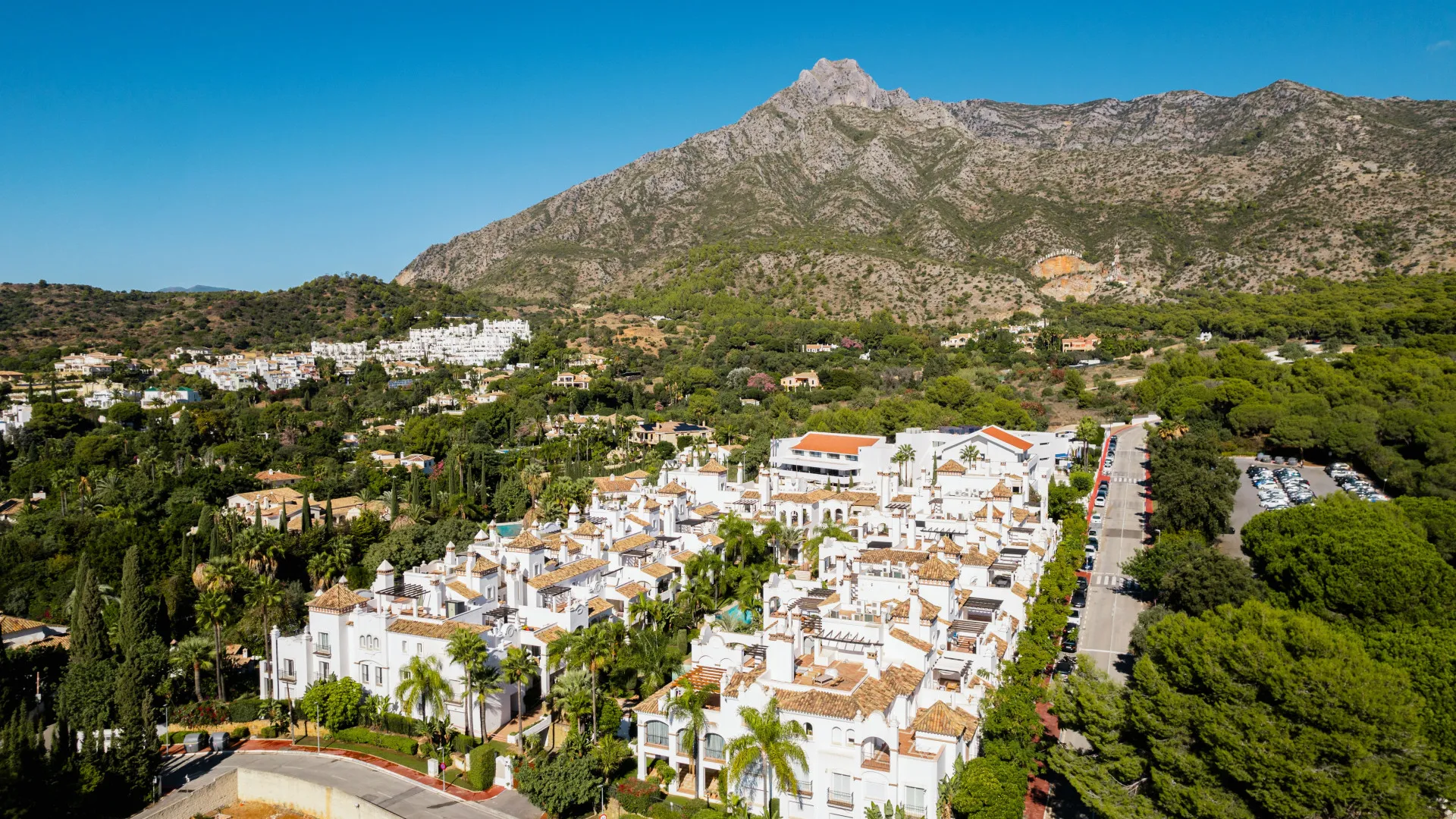 3 bedrooms apartment in Sierra Blanca for sale