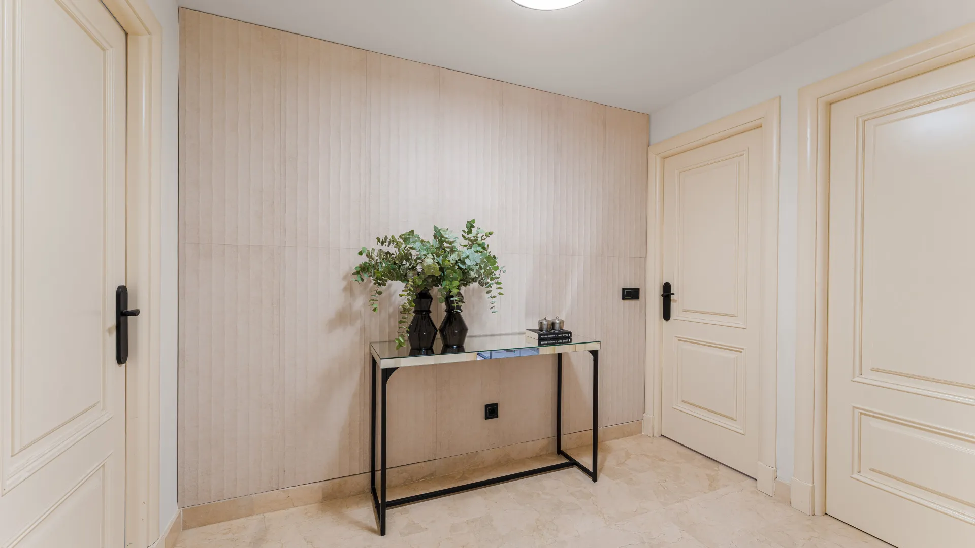 3 bedrooms apartment in Sierra Blanca for sale