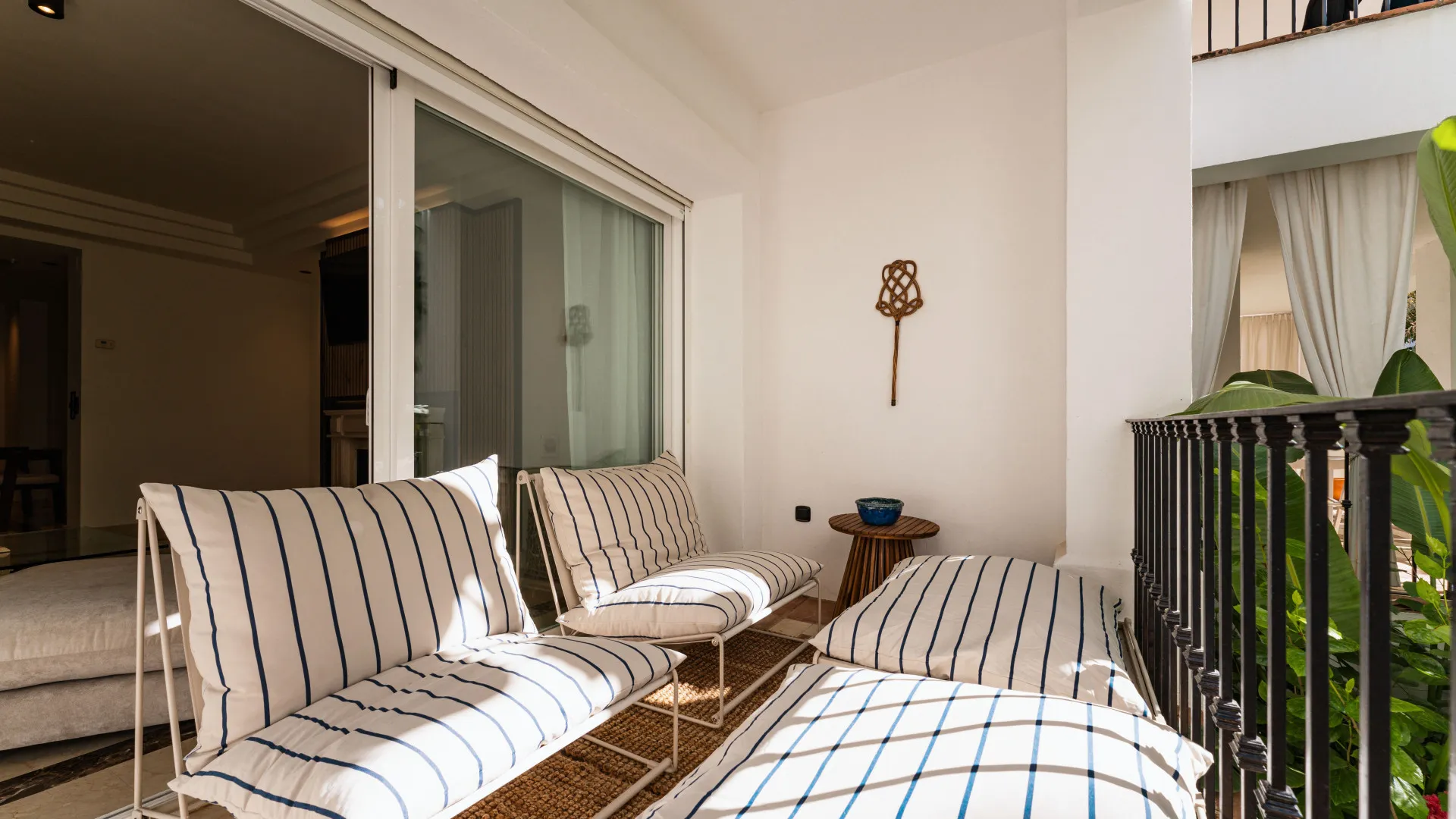 3 bedrooms apartment in Sierra Blanca for sale