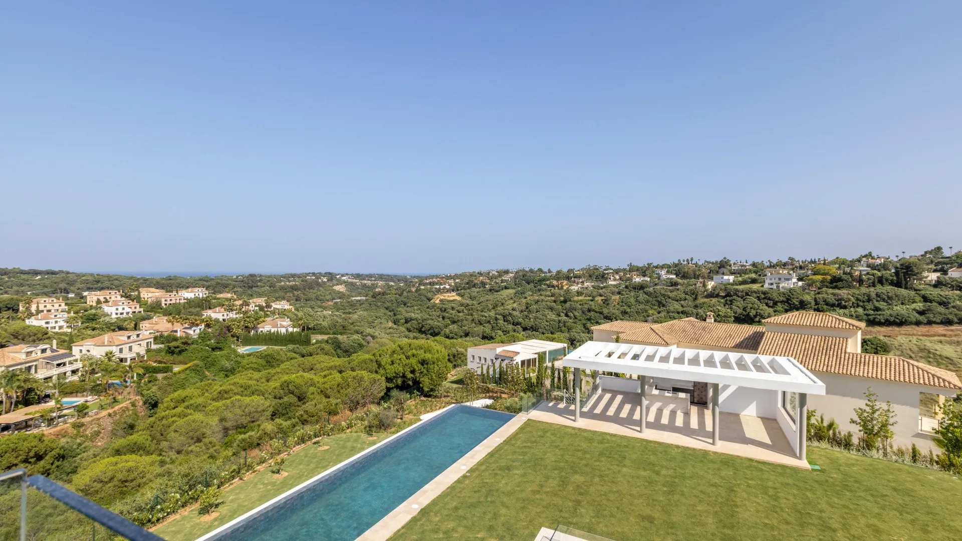 Villa a la venta en Sotogrande con 8 dormitorios