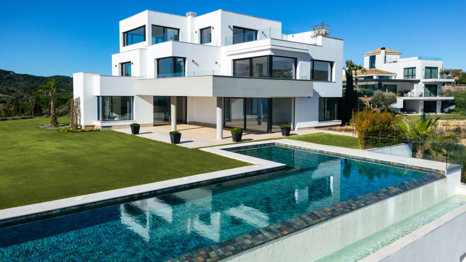 Villa a la venta en Sotogrande con 8 dormitorios
