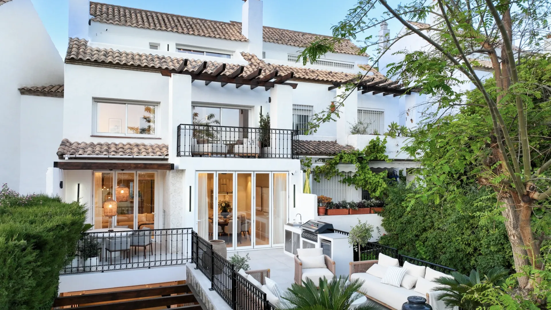 Adosado de 5 dormitorios en venta en Marbella Golden Mile