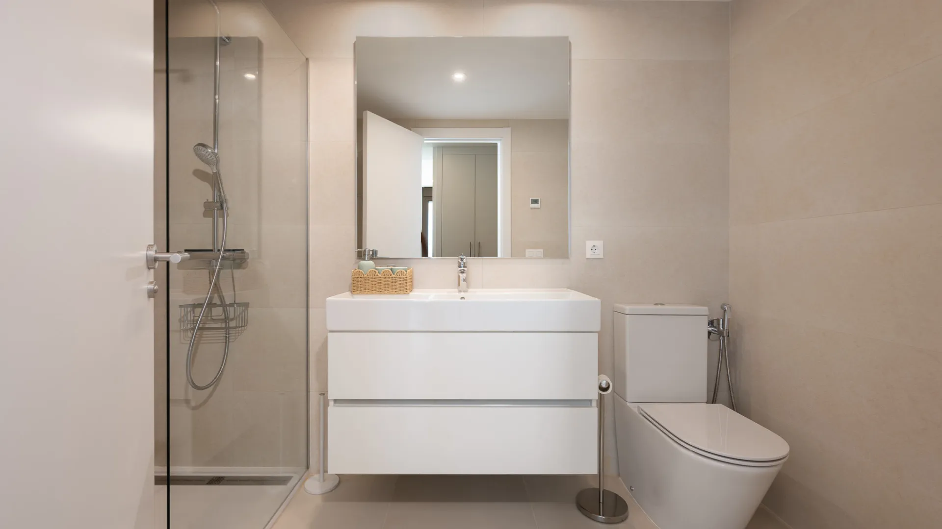 Comprar atico duplex con 3 dormitorios en Estepona