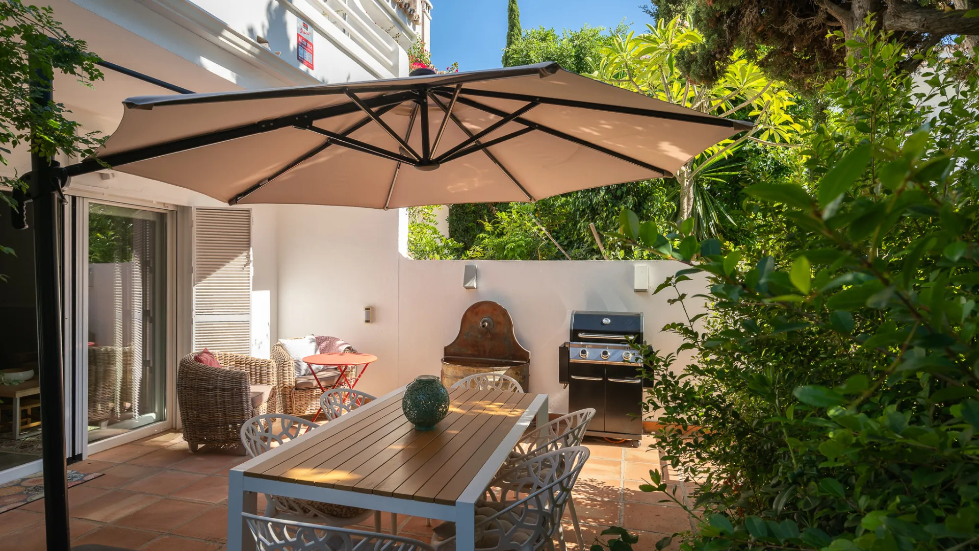 For sale town house with 2 bedrooms in Artola