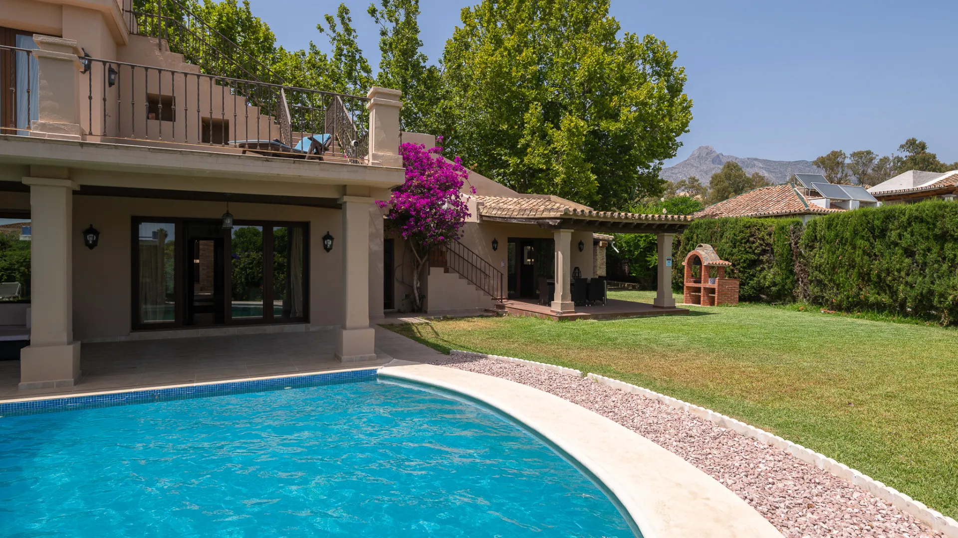 For sale Golden Mile 4 bedrooms villa
