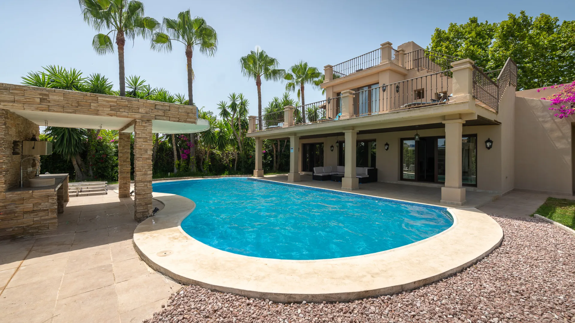 For sale Golden Mile 4 bedrooms villa