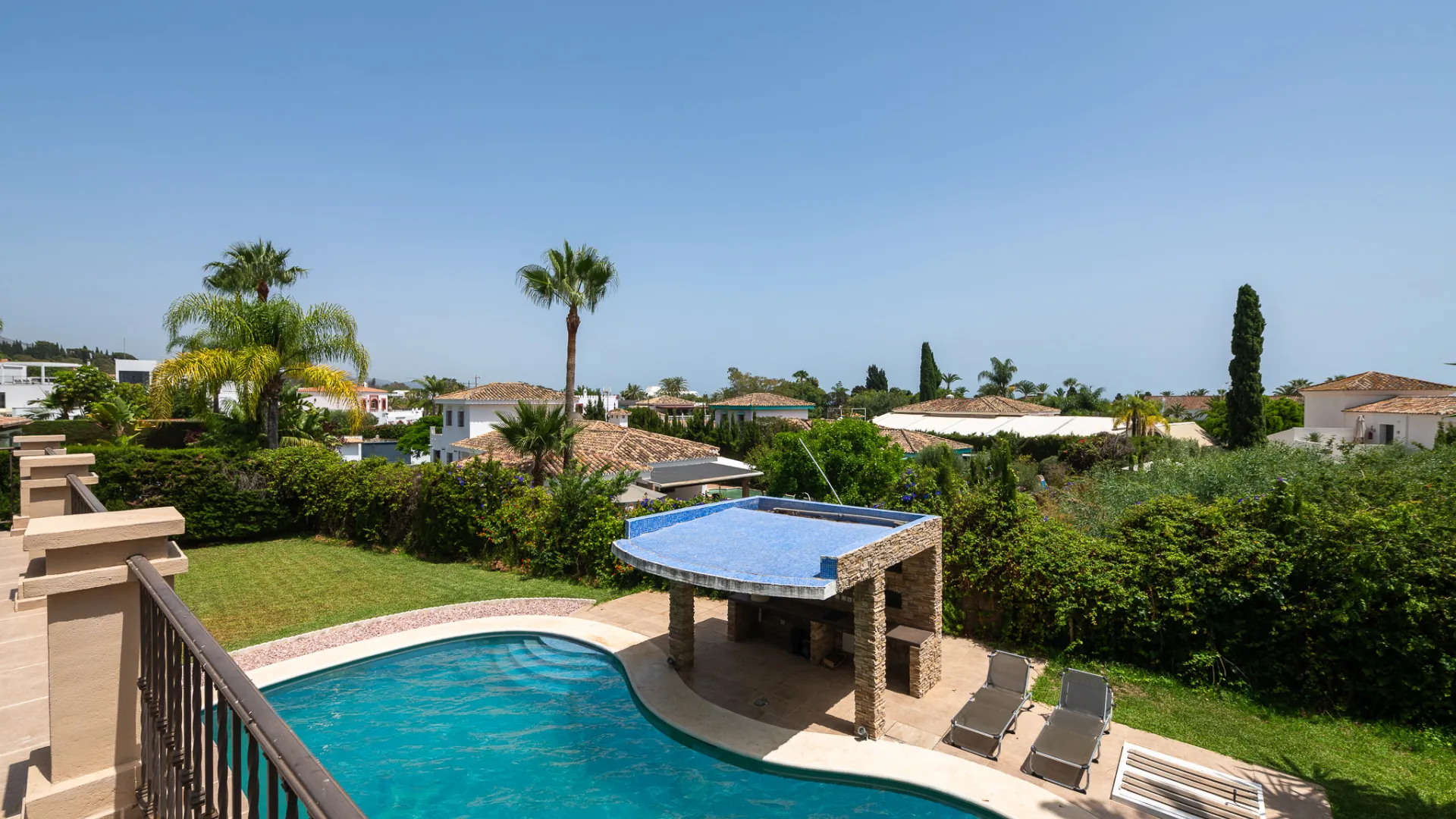 For sale Golden Mile 4 bedrooms villa