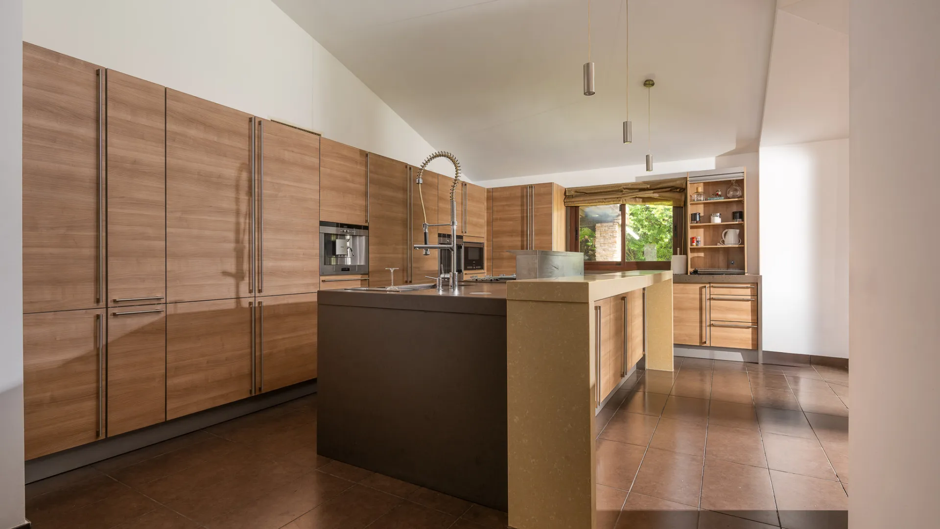 For sale Golden Mile 4 bedrooms villa