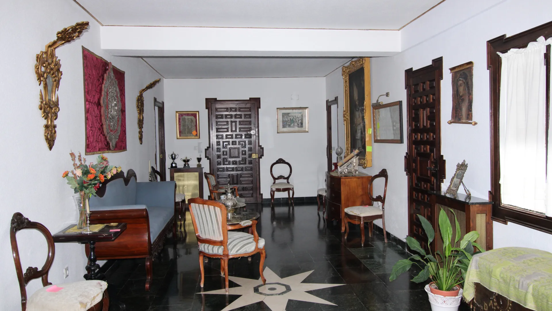 Ático a la venta con 7 dormitorios en Antequera
