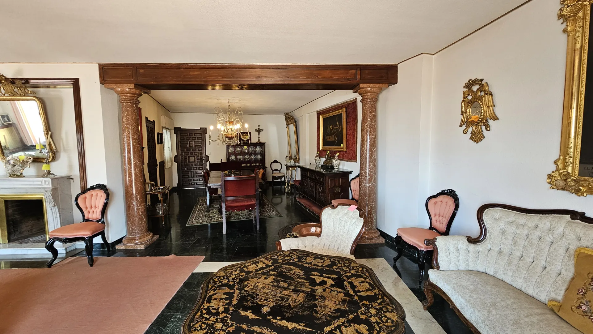Ático a la venta con 7 dormitorios en Antequera