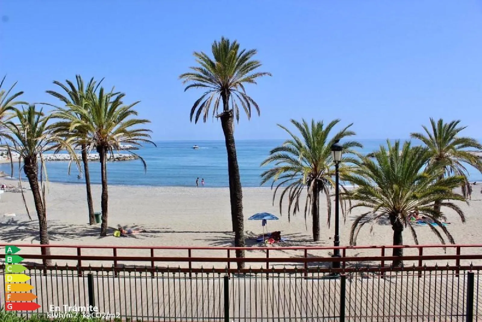 Duplex planta baja en venta de 6 dormitorios en Gray D'Albion